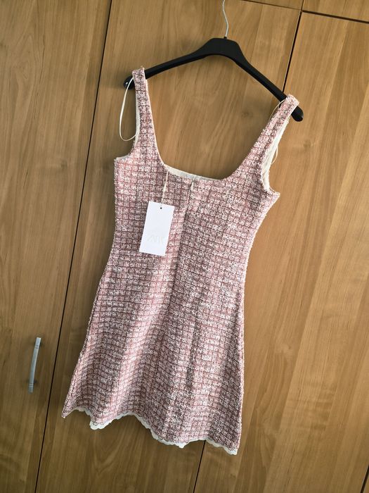 Нова рокля на Zara с етикет