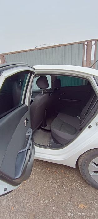 Продам машину Киа Рио