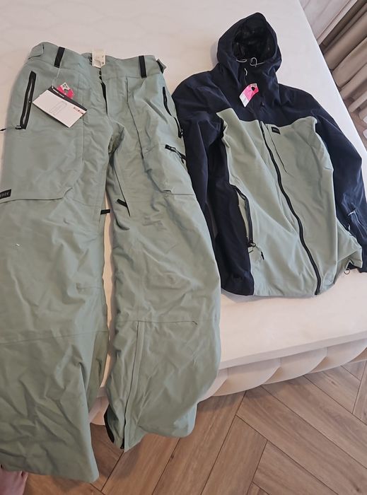 Vand costum snowboard wedze
