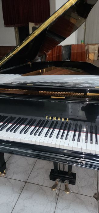 Рояль Ямаха. YAMAHA
