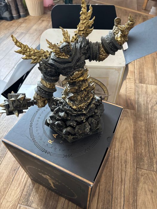 World Of Warcraft 15th year collectors edition