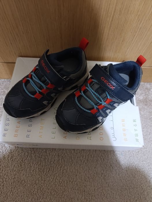 Детски обувки Geox 25 номер , waterproof