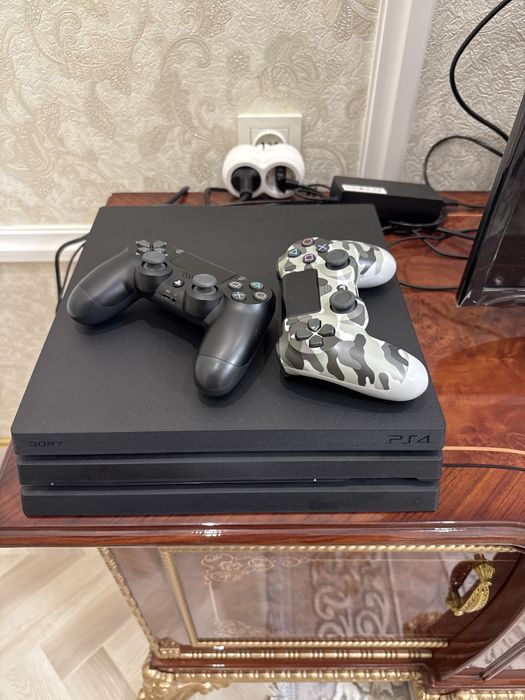Playstation 4 / 1 Tr