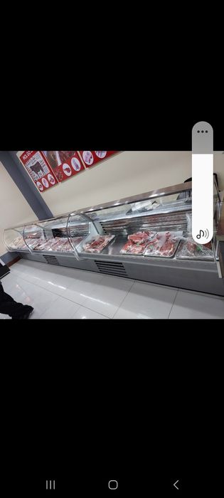 Витрина холодилник