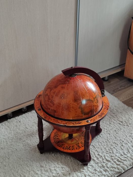 Бар-глобус (для напитков)