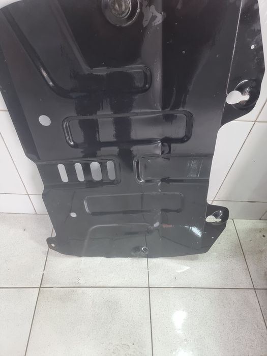 Поддон на таёту камри 70