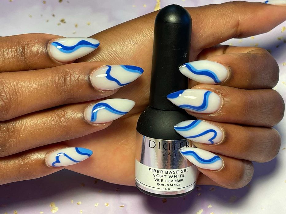 Manichiura semipermanenta, Bucuresti, sector 2