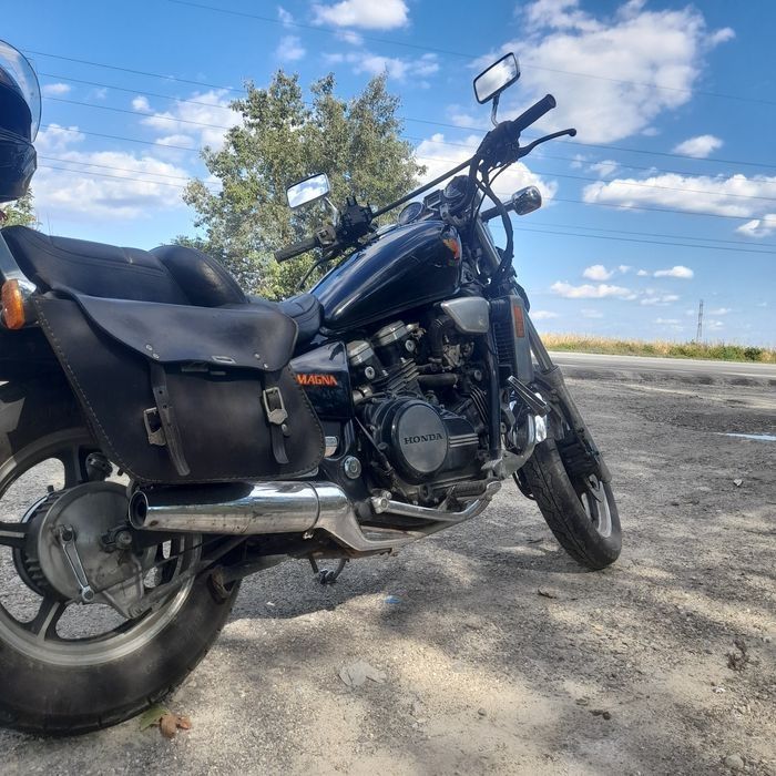 Honda magna VF 700