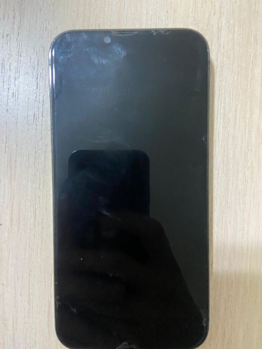 продам Iphone 13 pro
