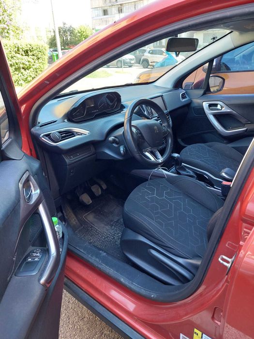 Peugeot 2008 1.6 Diesel 2016 foarte economic ideal pentru naveta