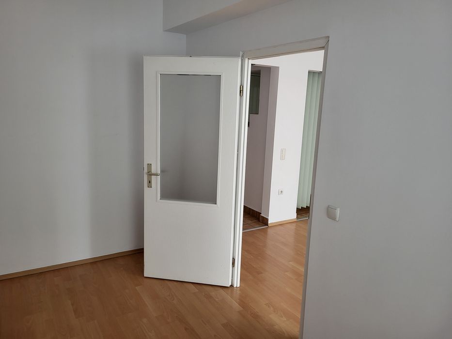 De vanzare apartament