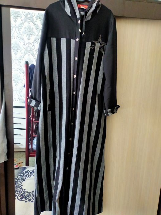 Ветровка и кардиган