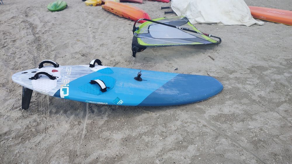 Уиндсърф дъска: Starboard carve IQ - 151L