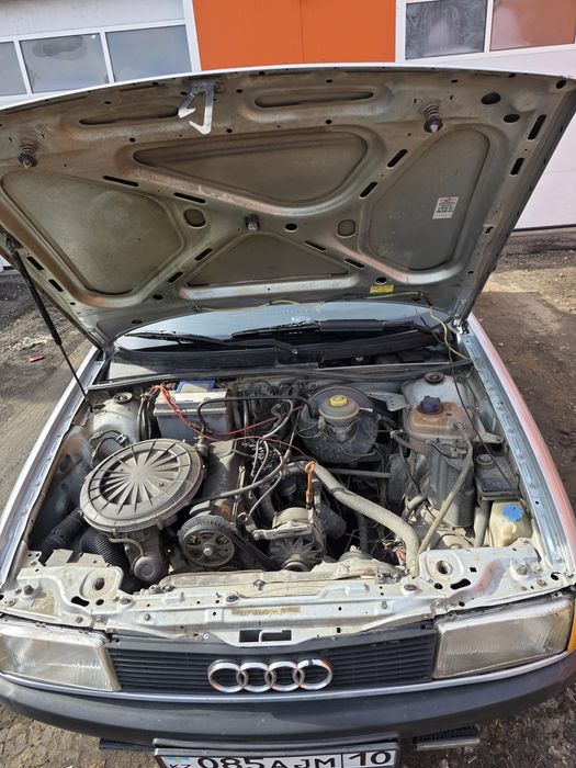 Продам Ауди 80 б3