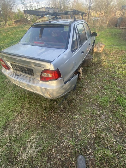 Машина на разбор даеуо нексия