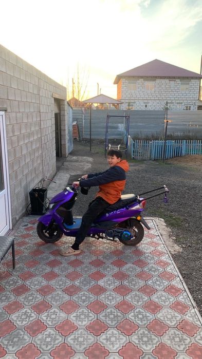 Мопед M8 165cc перед зад тайвань