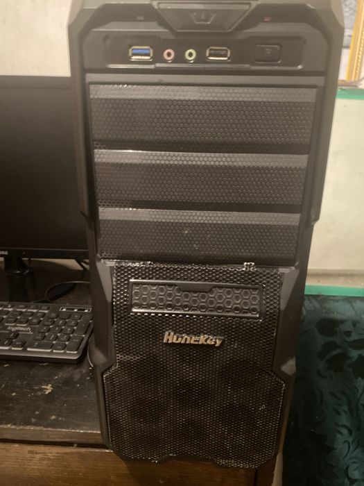 Компьютер продам срочно