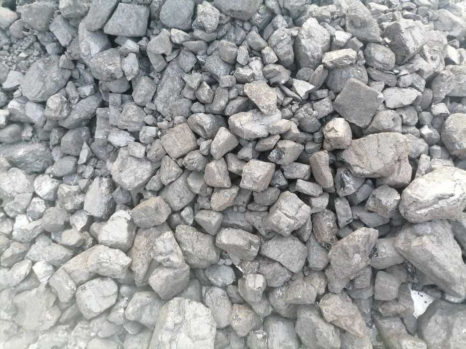 Продам уголь в мешках, 1300