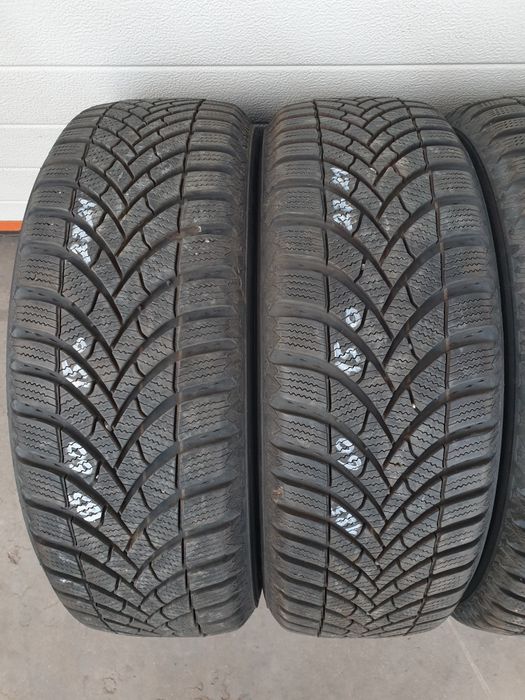 Зимни гуми 4 броя SEMPERIT SpeedGrip5 185 60 R15 дот 2721