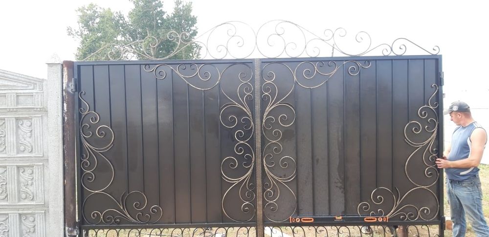 Ворота двери решётки