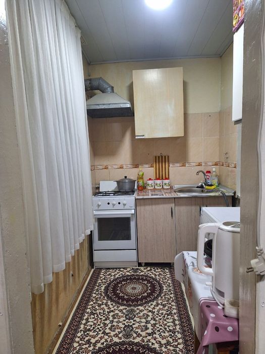 Продажа 1 хона 3 етаж 5 етажл 
Кора камиш 1/2
Сой бойида
Бакон 2*6 40