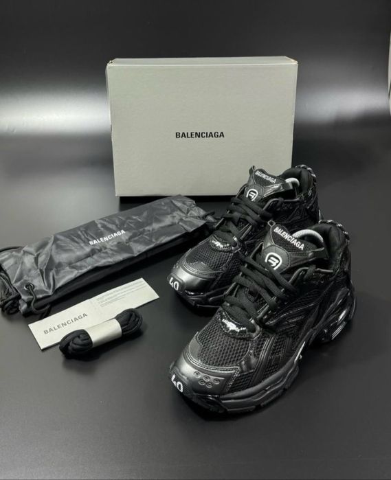 Balenciaga Runner