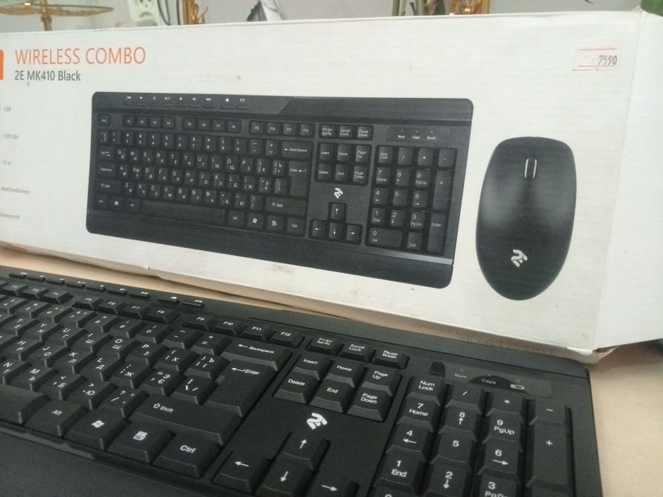 Клавиатура б/у не использованный