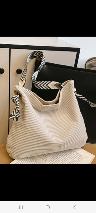 Лятна чанта от кадифе