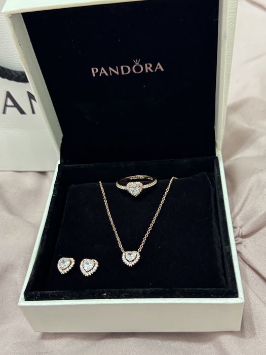 Set Pandora Placat cu aur roz si inimioara transparenta