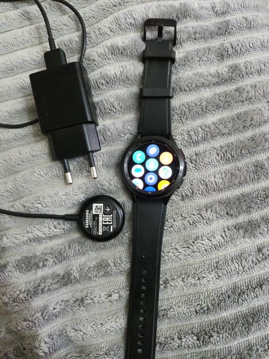 Продам смарт часы самсунг