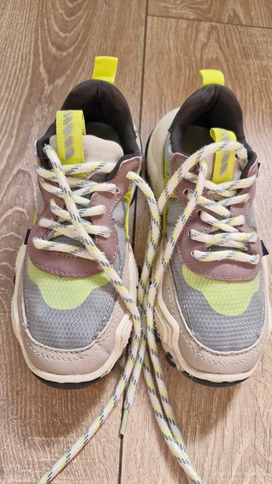 Кроссовки детские Zara