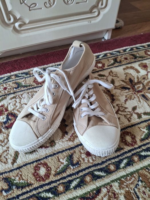 Обувь бренд адидас сербаго