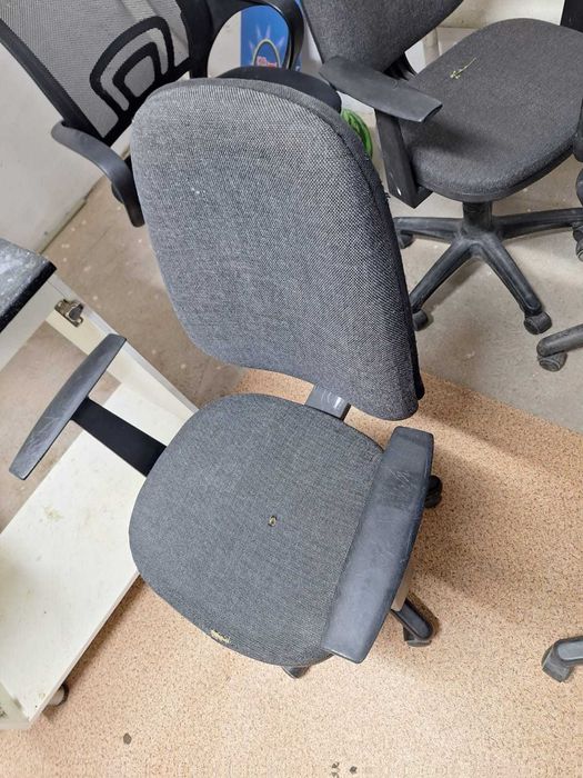 Продам Кресла разные виды есть торг