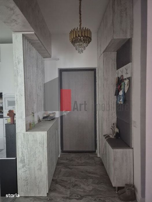 Vanzare apartament 3 camere 70 mp-Weiner Palada+loc de parcare