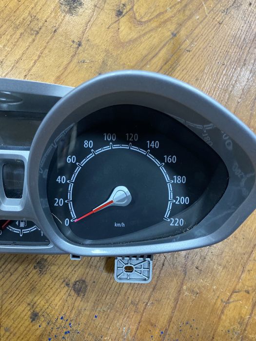 Ford fiesta 2009година 1.25i 82кс ръчка Километраж