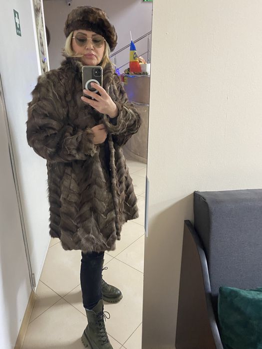 Haina blana din vulpe ,pentru femei