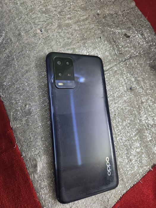 Oppo A54.   64gb