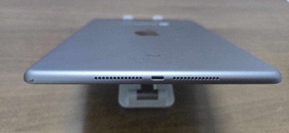 iPad 5th gen 32GB