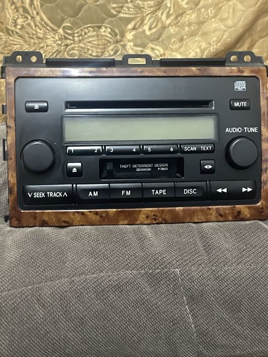 Продам магнитофон оригинал