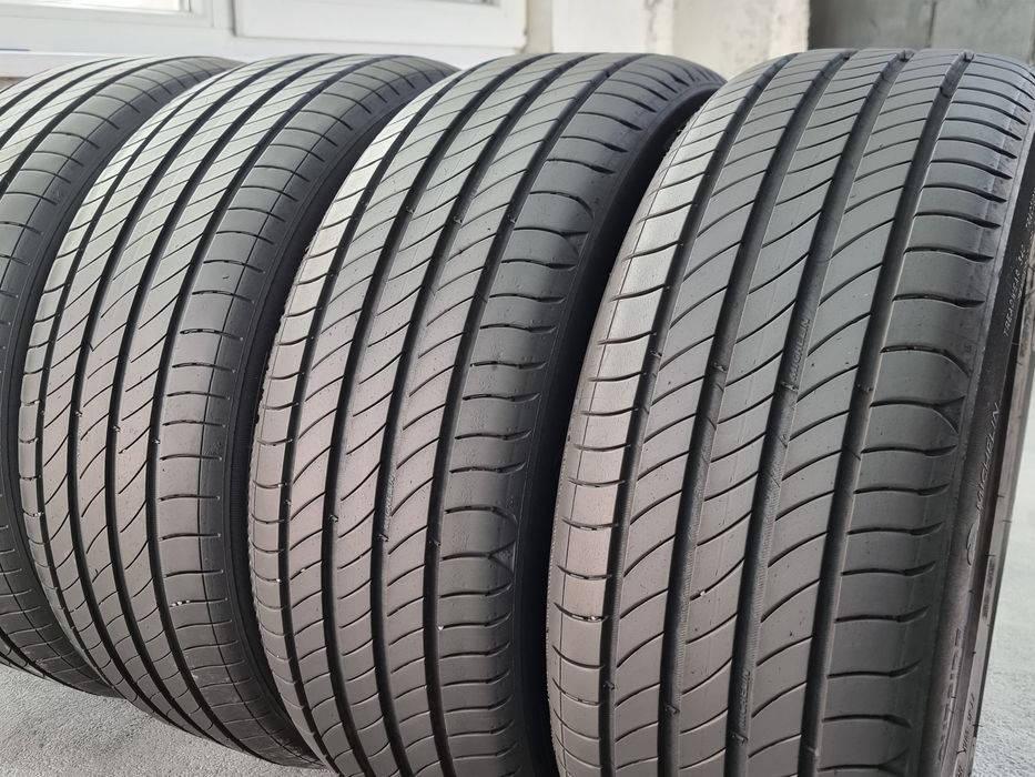 205/55/16 Michelin 4Броя: 165€ 6.3мм