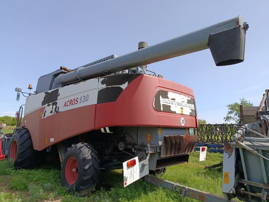 Продам комбайн Акрос 530