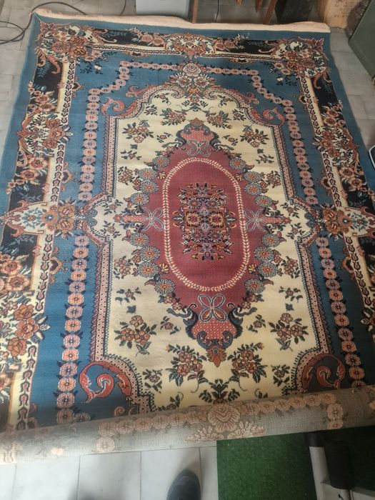 Голям килим 192/300