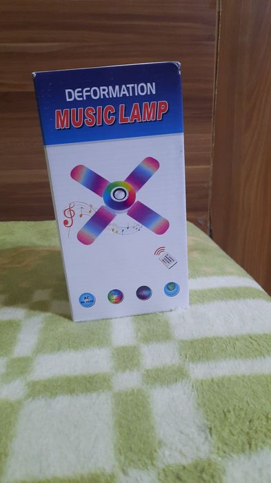 Bec muzical cu bluetooth și  telecomandă.