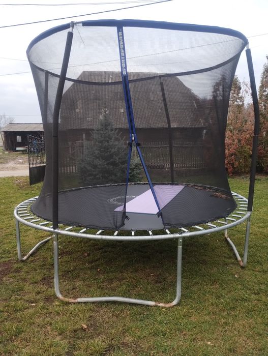 Vând trambulina pentru copii
