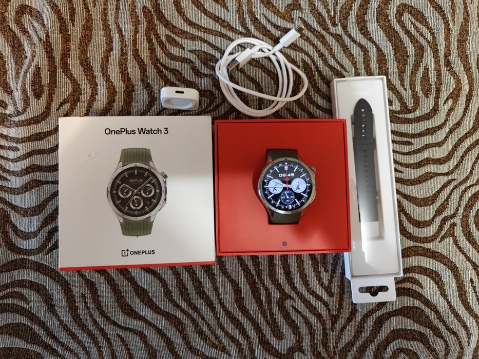 Smartwatch OnePlus Watch 3 Ecran LTPO AMOLED 15 Procesor Snapdragon W  32GB Flash Bluetooth  NFC Wi-Fi IP68 5 Wear OS (Verde)