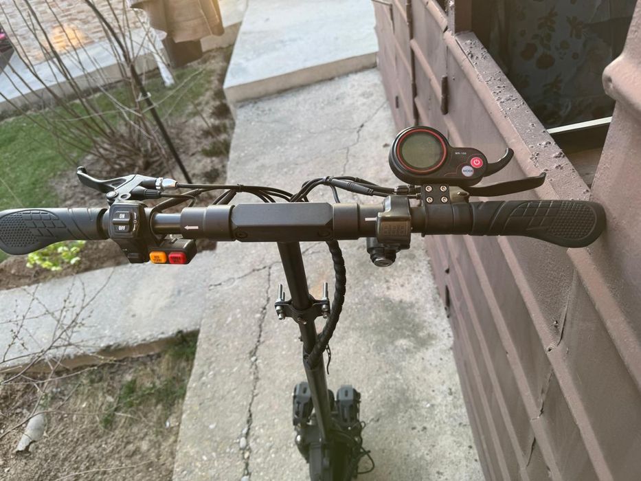 Продается электросамокат