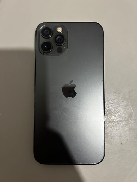 Продам IPhone айфон 12 pro