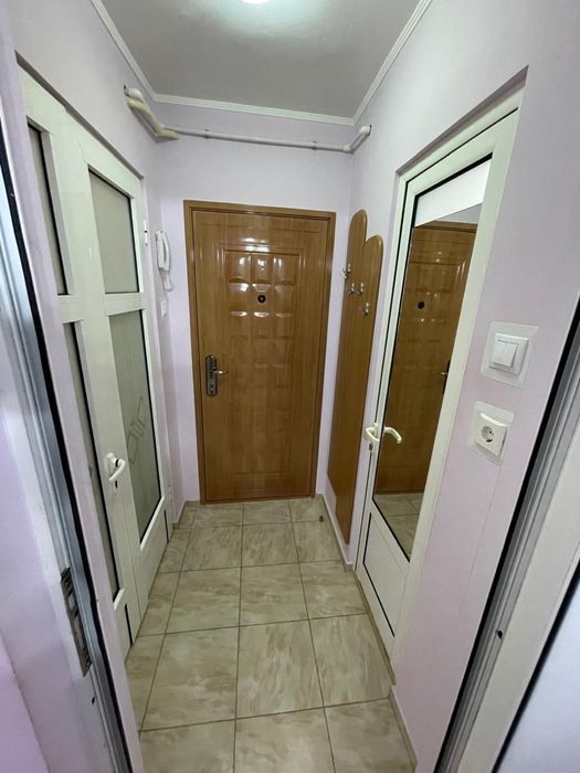 Inchiriez  garsonieră zona Radu Negru