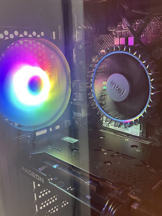 PC GAMING I5 12400 16GB RAM 32MHZ 500GB m2 VIDEO: RX6600