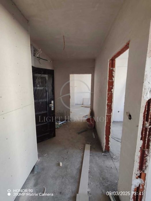 Продава се Тристаен апартамент в Пловдив, Южен - 83 кв.м за 1352 €/кв.м - Снимка #5
